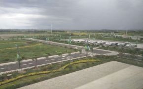 路橋一公司承建的烏蘭察布機場綠化、硬化工程